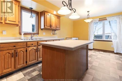 30 Northview Ave, Moncton, NB - Indoor Photo Showing Kitchen With Double Sink
