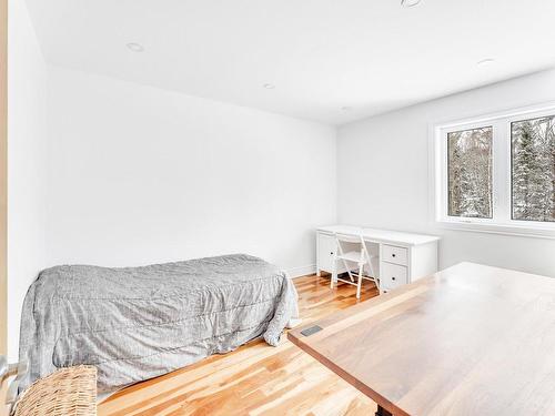 Bedroom - 110 Rue Du Domaine-Fortier, Saint-Colomban, QC - Indoor Photo Showing Bedroom