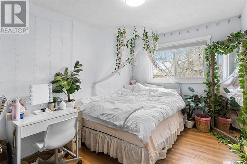 404 101 111Th Street W, Saskatoon, SK - Indoor Photo Showing Bedroom