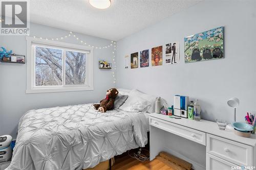 404 101 111Th Street W, Saskatoon, SK - Indoor Photo Showing Bedroom