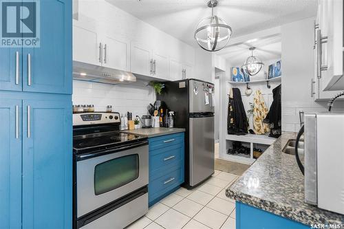 404 101 111Th Street W, Saskatoon, SK - Indoor Photo Showing Kitchen With Upgraded Kitchen