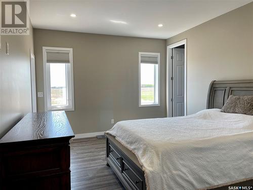 834 1St Avenue N, Warman, SK - Indoor Photo Showing Laundry Room