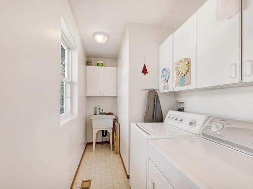 790 Spruce Street, Blue River, BC - Indoor Photo Showing Laundry Room