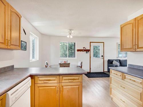 790 Spruce Street, Blue River, BC - Indoor Photo Showing Kitchen