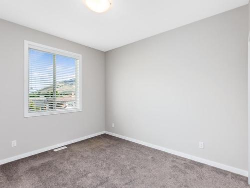 217/219 Birch Ave, Kamloops, BC - Indoor Photo Showing Other Room