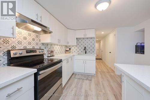 105 Mill Street, Shelburne, ON - Indoor Photo Showing Kitchen With Upgraded Kitchen