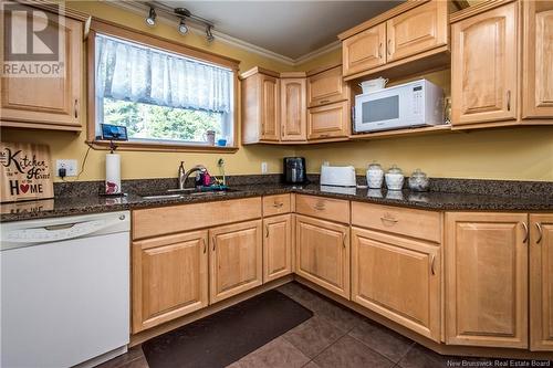 3685 Loch Lomond Road, Saint John, NB - Indoor Photo Showing Kitchen