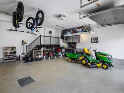 Garage - 