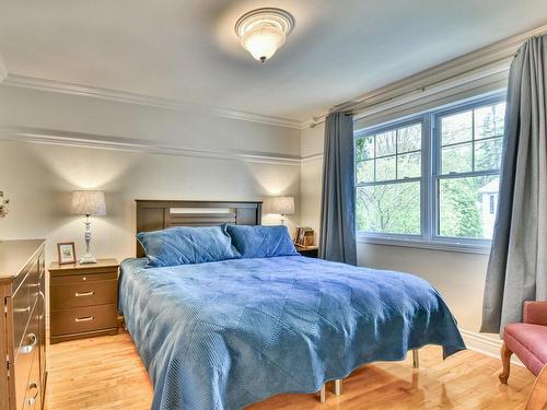 Master bedroom - 29 9E Avenue, Sainte-Marthe-Sur-Le-Lac, QC - Indoor Photo Showing Bedroom