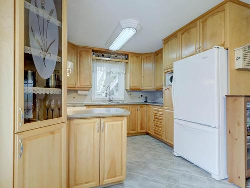 Kitchen - 10620 Rue Renaud, Terrebonne (La Plaine), QC - Indoor Photo Showing Kitchen