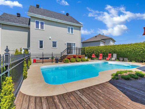 Piscine - 50 Rue Yvon-Cousineau, Blainville, QC - Outdoor With In Ground Pool With Backyard With Exterior