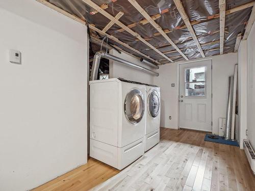Laundry room - 7001  - 7005 Rue Des Écores, Montréal (Villeray/Saint-Michel/Parc-Extension), QC - Indoor Photo Showing Laundry Room
