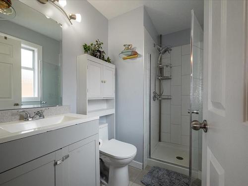 6234 Mystic Way, Nanaimo, BC - Indoor Photo Showing Bathroom