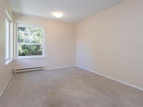 3541 Arbutus Dr South, Cobble Hill, BC - Indoor Photo Showing Other Room