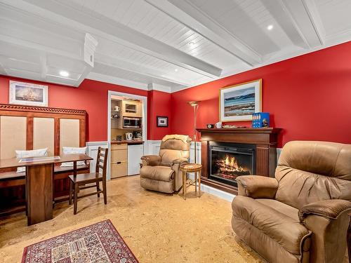 1904 Back Rd, Courtenay, BC - Indoor With Fireplace