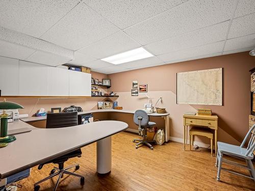 1904 Back Rd, Courtenay, BC - Indoor Photo Showing Office