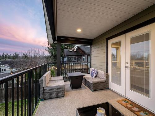 2084 Morello Pl, Courtenay, BC - Outdoor With Exterior