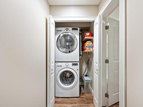2084 Morello Pl, Courtenay, BC - Indoor Photo Showing Laundry Room
