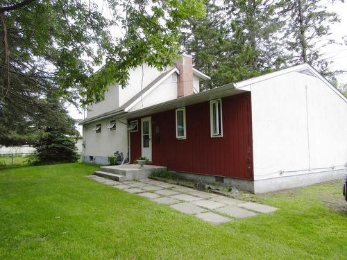 833 Portage Avenue N, Fort Frances, ON - Outdoor With Exterior