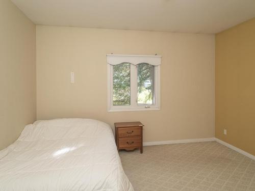 2465 Scott Drive, Shuniah, ON - Indoor Photo Showing Bedroom