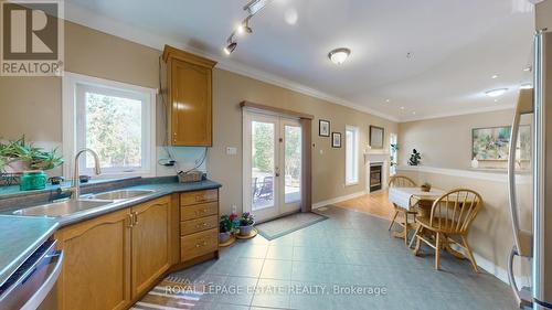 1 Kootenay Ridge, Vaughan, ON - Indoor Photo Showing Kitchen With Double Sink