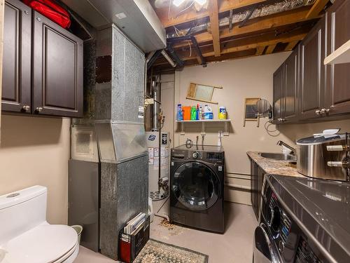 412 Opal Drive, Logan Lake, BC - Indoor Photo Showing Laundry Room