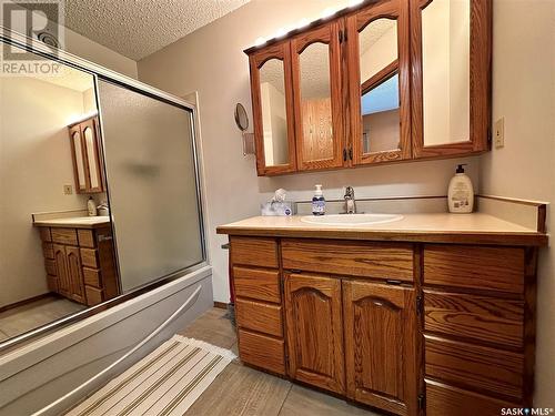 1017 13Th Street, Humboldt, SK - Indoor Photo Showing Bathroom