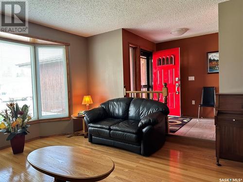 1017 13Th Street, Humboldt, SK - Indoor Photo Showing Living Room