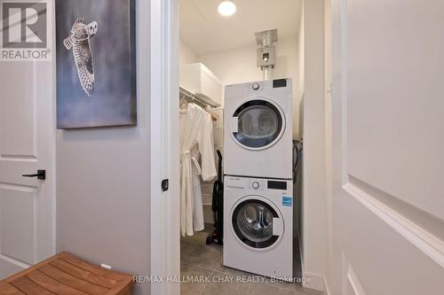 105 - 18 Beckwith Lane, Blue Mountains, ON - Indoor Photo Showing Laundry Room