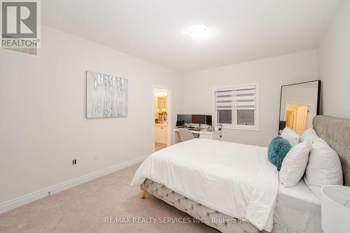 9 Gold Creek Street, Vaughan, ON - Indoor Photo Showing Bedroom