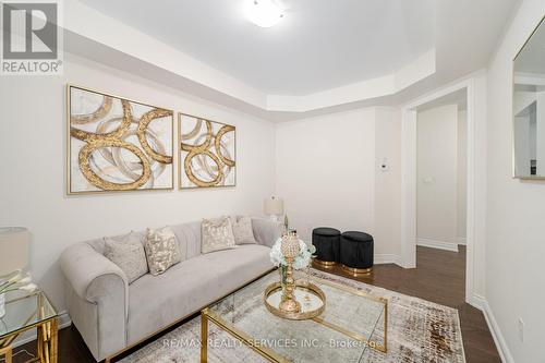 9 Gold Creek Street, Vaughan, ON - Indoor Photo Showing Living Room