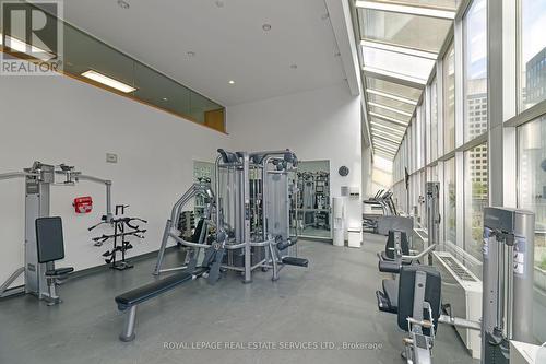 1703 - 110 Bloor Street W, Toronto, ON - Indoor Photo Showing Gym Room