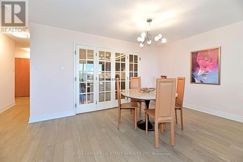 1703 - 110 Bloor Street W, Toronto C02, ON - Indoor Photo Showing Dining Room