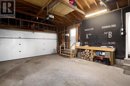 411 St Vincent Street N, Meaford, ON - Indoor Photo Showing Garage