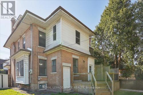 76 Spadina Avenue, Hamilton, ON - Outdoor With Facade