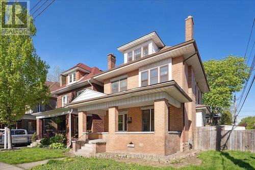 76 Spadina Avenue, Hamilton, ON - Outdoor