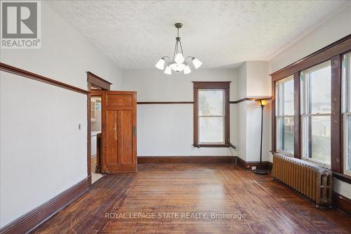 76 Spadina Avenue, Hamilton (Gibson), ON - Indoor Photo Showing Other Room