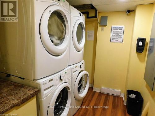 319 - 15 Jacksway Crescent, London, ON - Indoor Photo Showing Laundry Room