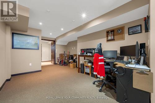 19 Watershore Drive, Hamilton, ON - Indoor Photo Showing Office