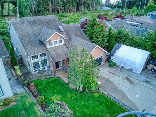 7204 Toba Street, Powell River, BC - Outdoor