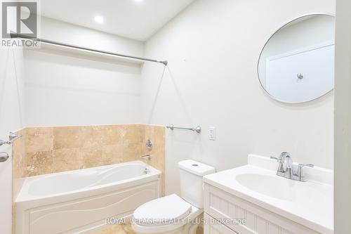 1706 - 1 King Street W, Toronto, ON - Indoor Photo Showing Bathroom