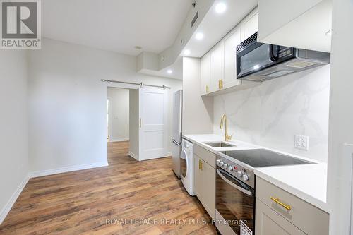 1706 - 1 King Street W, Toronto, ON - Indoor Photo Showing Kitchen With Upgraded Kitchen