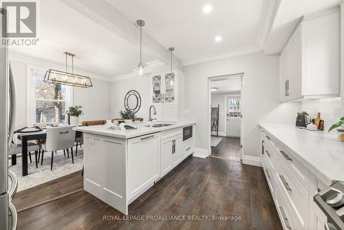 338 Mathew Street, Cobourg, ON - Indoor Photo Showing Kitchen With Upgraded Kitchen
