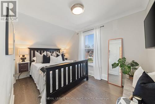 338 Mathew Street, Cobourg, ON - Indoor Photo Showing Bedroom