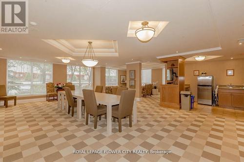 709 - 50 Old Mill Road N, Oakville, ON - Indoor Photo Showing Dining Room