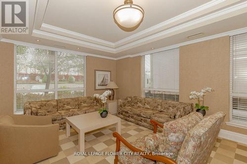 709 - 50 Old Mill Road N, Oakville, ON - Indoor Photo Showing Other Room