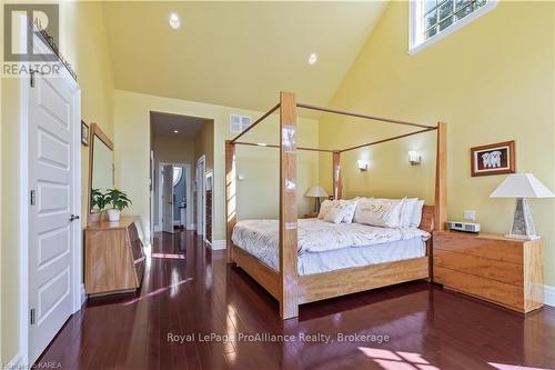 1618 St. Lawrence Avenue, Kingston (Kingston East (Incl Cfb Kingston)), ON - Indoor Photo Showing Bedroom