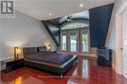 1618 St. Lawrence Avenue, Kingston (Kingston East (Incl Cfb Kingston)), ON - Indoor Photo Showing Bedroom