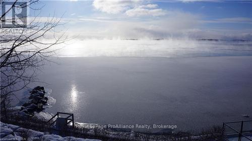 1618 St. Lawrence Avenue, Kingston (Kingston East (Incl Cfb Kingston)), ON - Outdoor With Body Of Water With View