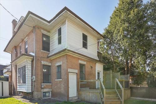 76 Spadina Avenue, Hamilton, ON 